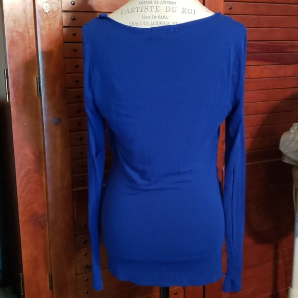 Too - Picture 2 of 2